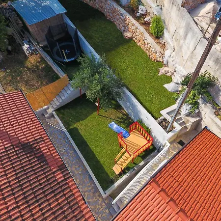 Leko With Outdoor Pool And Hot Tub , Fit 22 People Villa *
